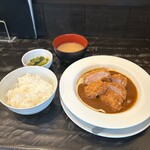 Fukukou Tei - 福幸亭風カツ(ヒレ・カレーソース)