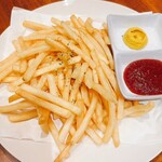 K-neerg - ポテトフライ  ¥400