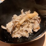 温石 - 花鯛、松茸、舞茸の炊き込みご飯。二膳ほどいただきました