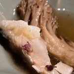 温石 - カマスの断面にポワソンナクレが煌めいています