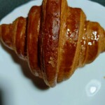 amelaterie croissant - 発酵バターのクロワッサン