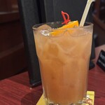 アウトバックステーキハウス - 色がメニュー内容と違うカクテル
