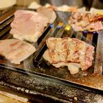 ニクアザブ 学芸大学店 - 