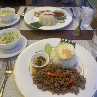 口コミ一覧 : Bangkok Oriental Thai Restaurant - 目黒/タイ料理