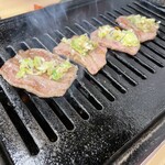 大阪港焼肉 縁 - 