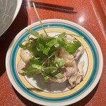 麦と麺助 - 高坂鶏のモモとムネ