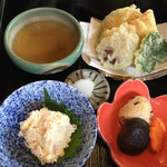 燻り豆腐　母袋工房　豆腐湯葉料理　奥の奥 - 天ぷら、煮物、おからサラダ