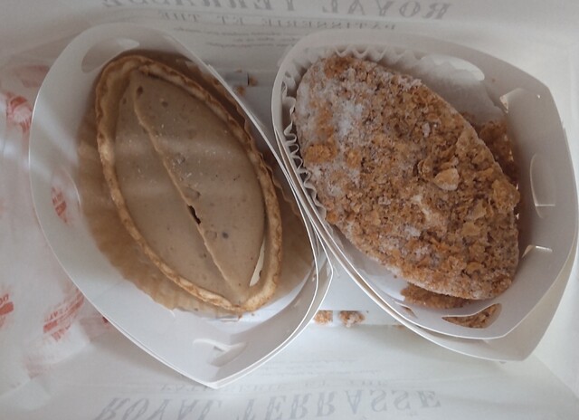 ロワイヤルテラッセ セルバ店 - 泉中央（洋菓子）の写真