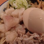 ケンチャンラーメン - 身入りと煮卵クン