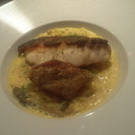 La table au japon - お魚　タイのポアレ、サフランライスとタイのカマ