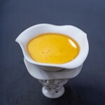 プレゼンテ スギ - 2025.10 大地の恵み（いすみ産ニホンミツバチの蜂蜜と水牛ミルクのババロア）