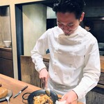 アカ - 毛蟹のパエリア