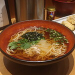 こころや - 鶏もも天麩羅うどん(温)