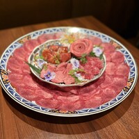 焼肉 龍華園 - 黒タン1本盛り　極み
