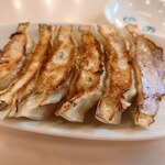 味の古久家 - ギョウザ 360円