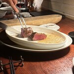 カルネジーオ イースト - 