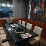 焼肉 百福食堂 - 奥の個室でゆったりと◎