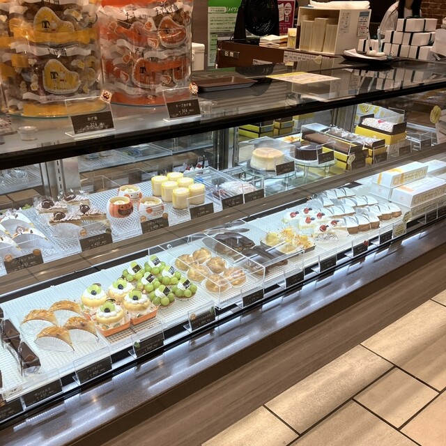 Marutaya Yogashi Ten Meiwan Eki Machi Ten - Hamamatsu/Sweets | Tabelog