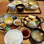 大阪あわざ大食堂 - 