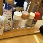 手打ちうどん 信玄 - 卓上