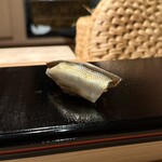 すし 良月 - コハダのにぎり