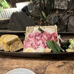 ヨコバチ - 辛子蓮根・馬刺し・人文字ぐるぐる