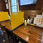 黄金マッハカレー - 店内