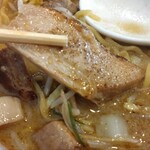 麺屋 おざわ - チャーシューのアップ