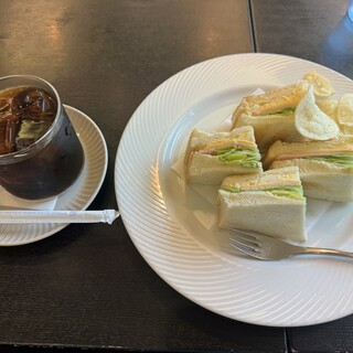 カフェ・ド・ウィング_0