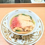 日本料理 晴山 - 長万部の北寄貝となめこ