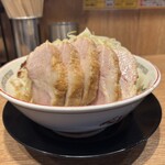 ラーメン豚山 - 料理写真:
