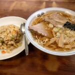 チーナン食堂 - ラーメン（半チャーハン付）