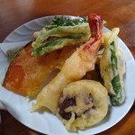 そばやかた 樽石 - 天ぷら￥700