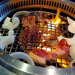 焼肉ぐりぐり家 - 肉は限りがおるのでごはん中心で！