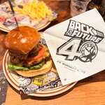 J.S. BURGERS CAFE - 