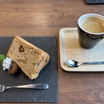 Cafe＆Dining HANAむこう - マロンシフォンケーキ
