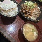 若 - 料理写真:生姜焼き定食600円！