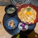 うなぎ 親子丼 焼き鳥 うな鶏酒場 - 