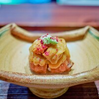 廣澤 - ホタテの湯葉揚げ。ウニ、わさび、そして乾燥梅と。