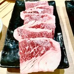 和牛ホルモンとタレ漬け焼肉 壺ほる - 