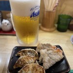 餃子飯店 - ミックス餃子(ノーマル、エビ3個づつ)、最強！！