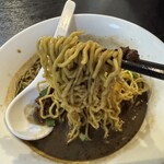 王龍 - 黒胡麻担々麺　リフトアップ！