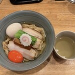 だしと麺 遊泳 - ドローン