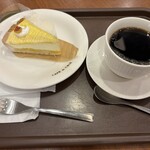 カフェ・ド・クリエ - 料理写真:ケーキとセットで40円引き♬880円