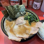 家系ラーメン王道乃印ふく家 - 
