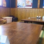 魚 - テーブル席