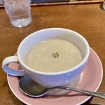洋食の赤ちゃん - 本日のスープ（きのこのポタージュ）