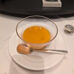 赤坂璃宮 - 飲茶コースのマンゴープリン。これはマンゴーそのもの。プリンと云うかマンゴーだ。激ウマ。