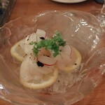 美味しい炭火焼き居酒屋 金魚 - ホタテカルパッチョ