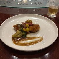 個室中華 頤和園 溜池山王店 - 
